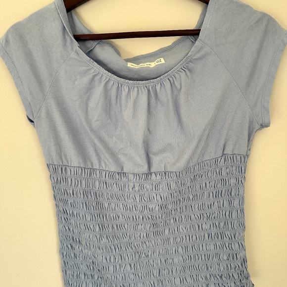 Abercrombie Kids Light Blue Smocked Cap Sleeve Top — Girls Size 17/18 - Picture 1 of 4
